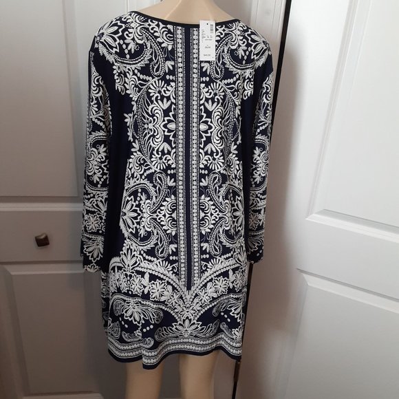 Avenue Navy and White Tunic Top 26/28 - Picture 7 of 13
